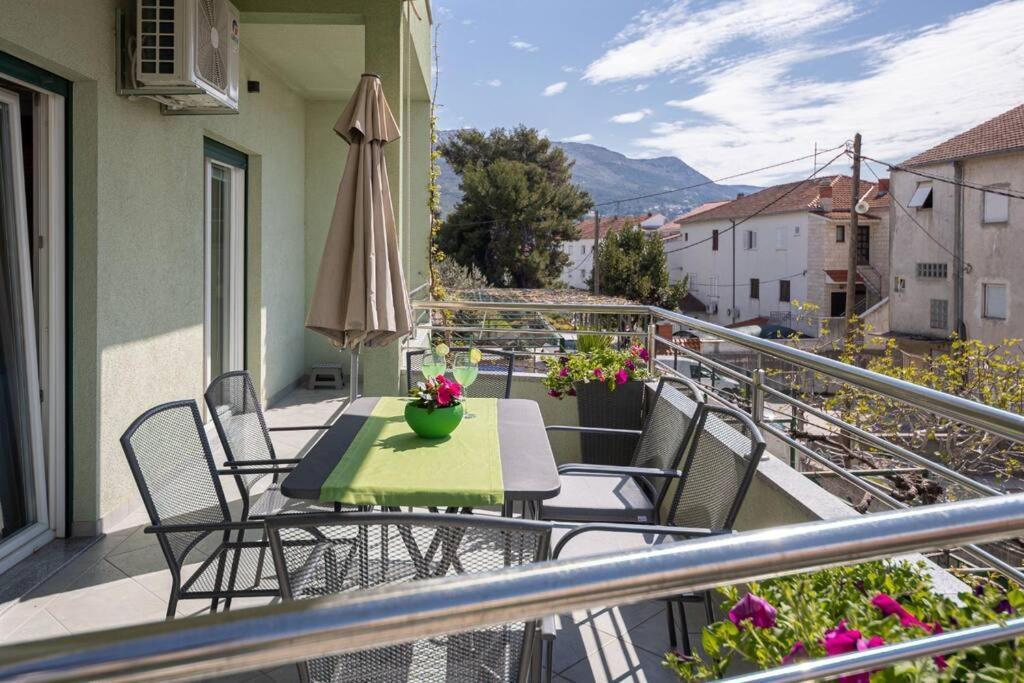 Apartment Blue Stobrec Bagian luar foto