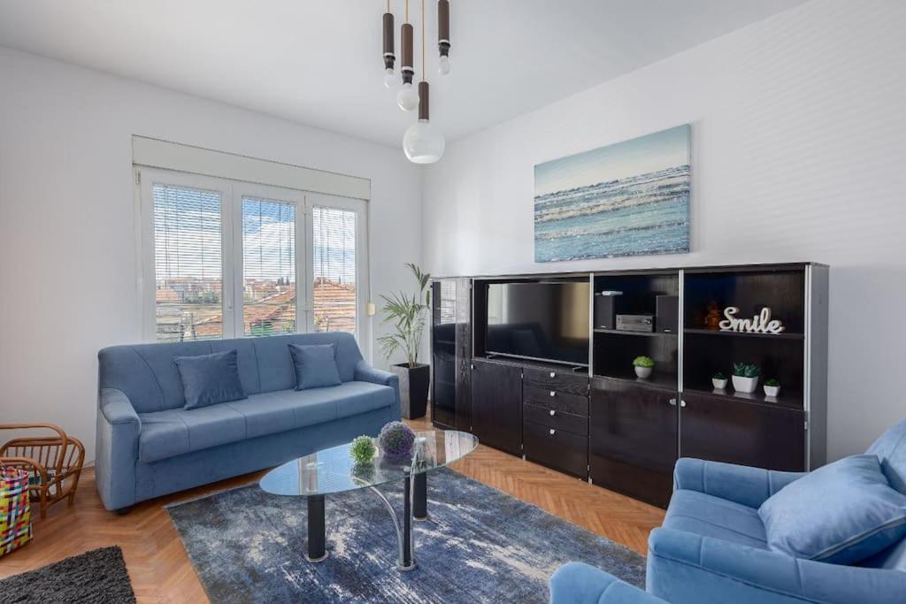 Apartment Blue Stobrec Bagian luar foto